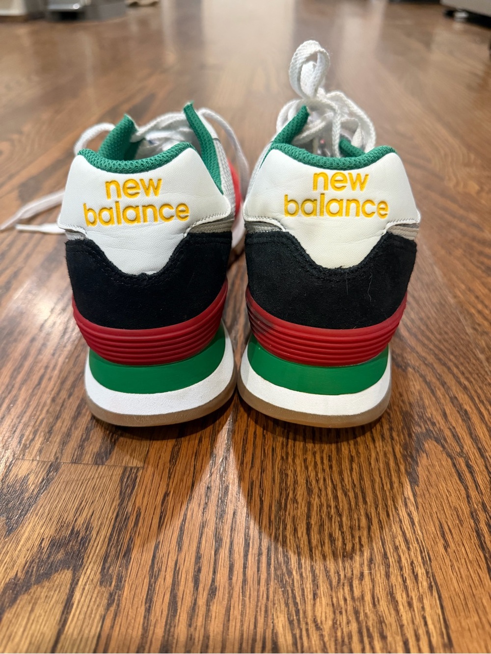 New Balance Red Blue Green Multicolor Retro Sneakers - Picture 6 of 7